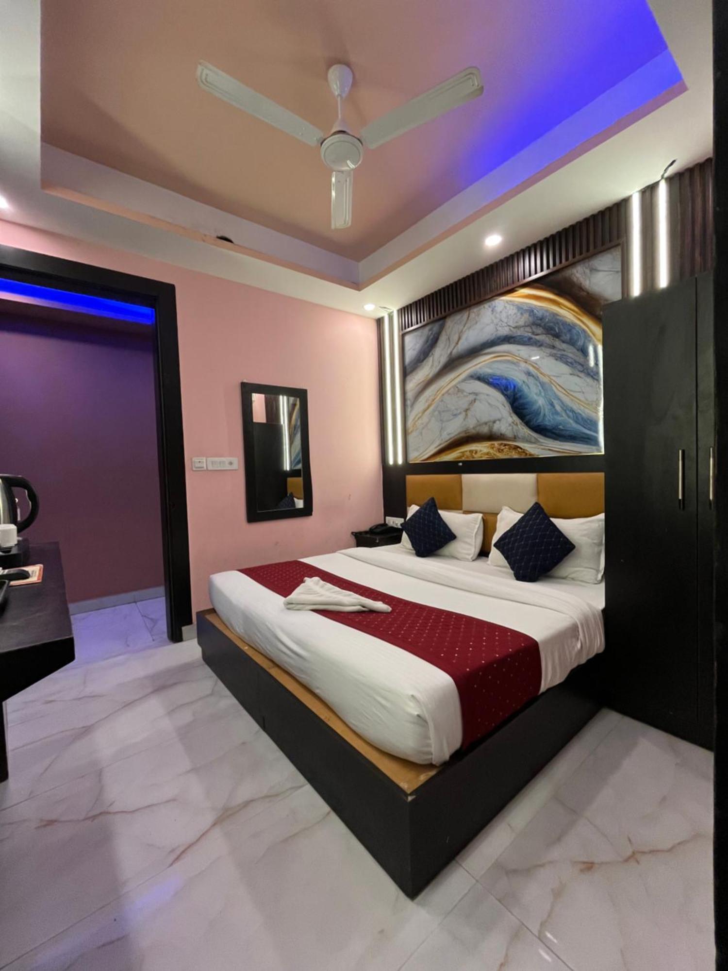 Jupiter Plaza Delhi Airport Hotel นิวเดลี ภายนอก รูปภาพ