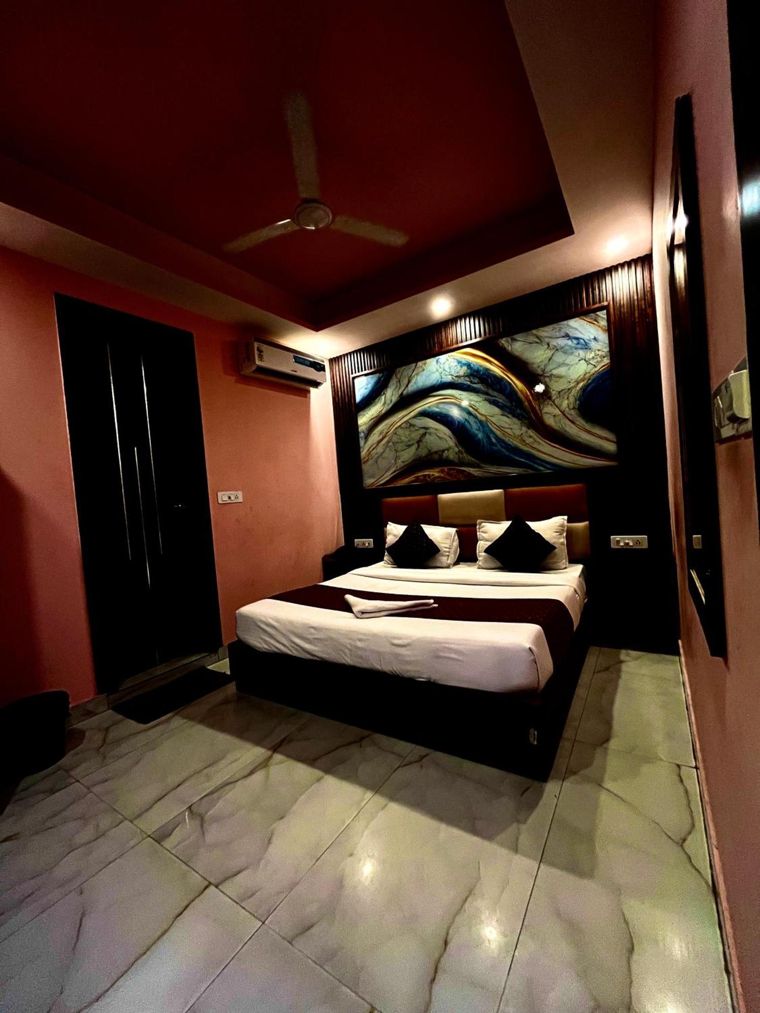 Jupiter Plaza Delhi Airport Hotel นิวเดลี ภายนอก รูปภาพ