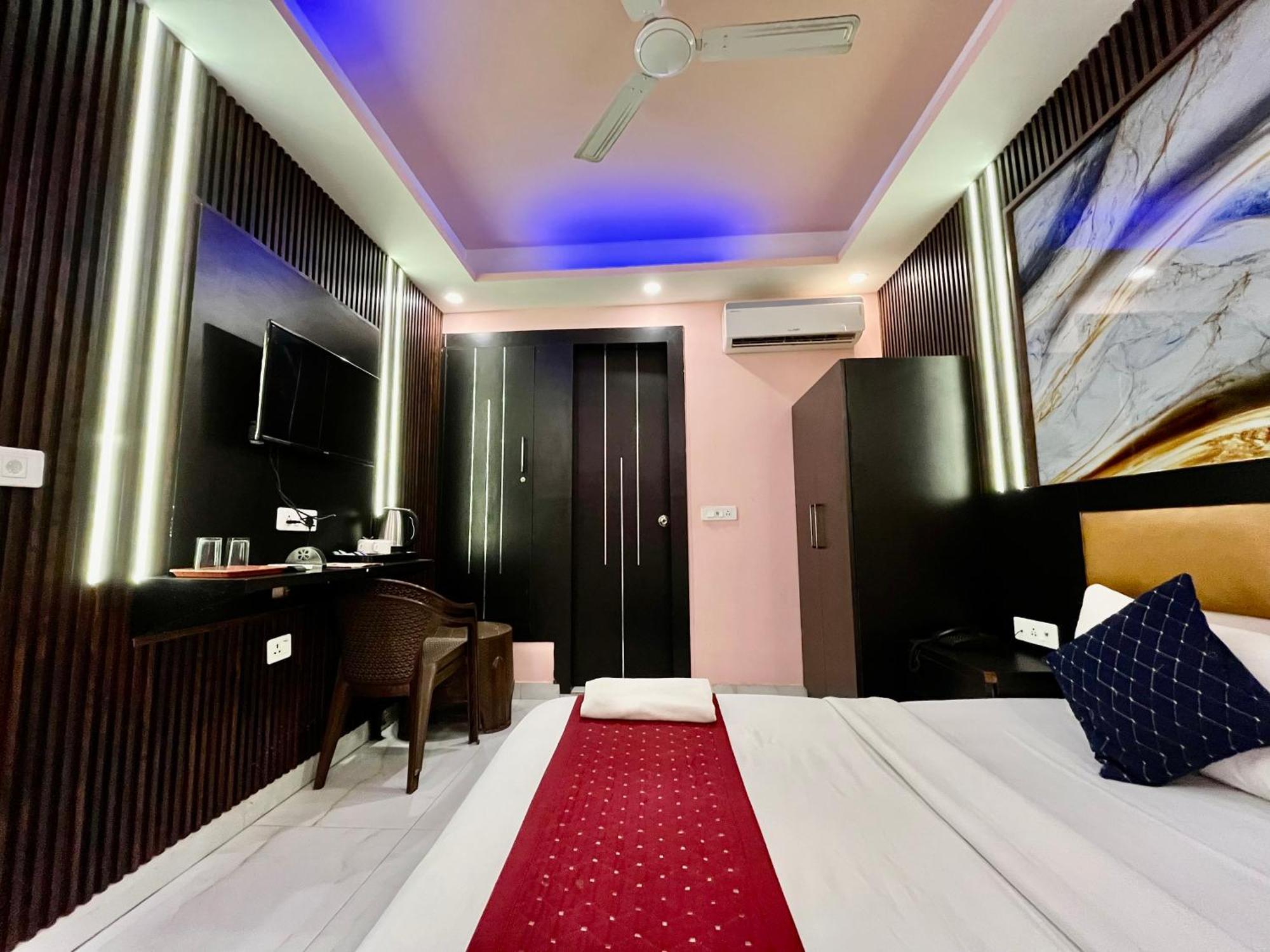 Jupiter Plaza Delhi Airport Hotel นิวเดลี ภายนอก รูปภาพ