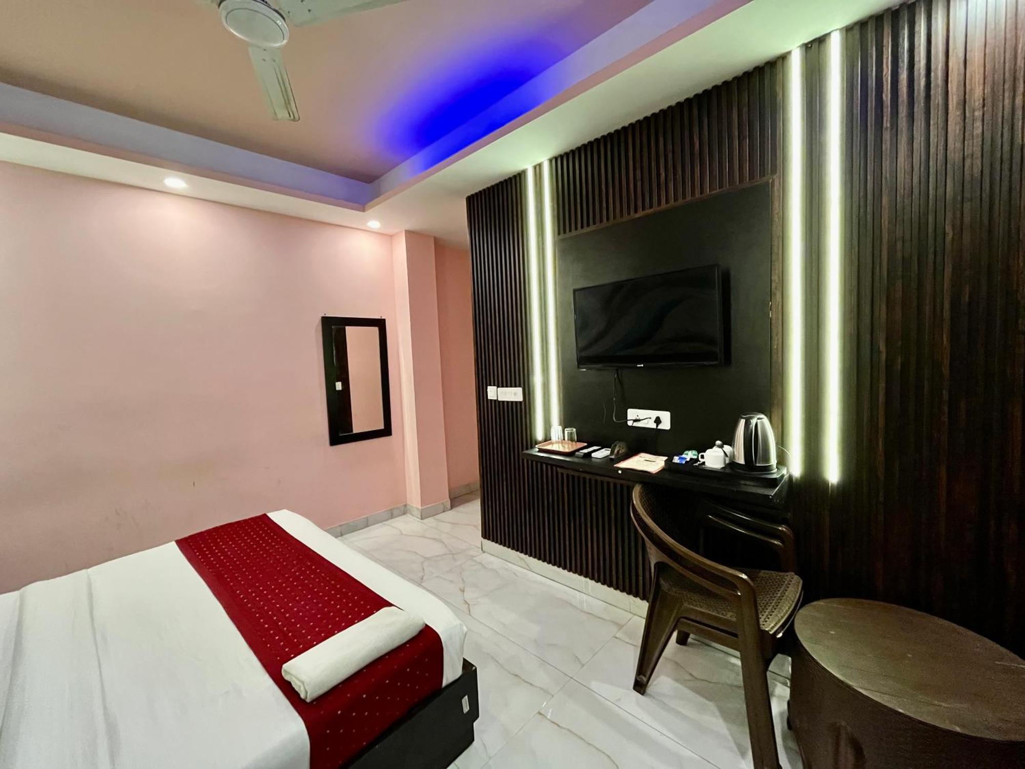 Jupiter Plaza Delhi Airport Hotel นิวเดลี ภายนอก รูปภาพ
