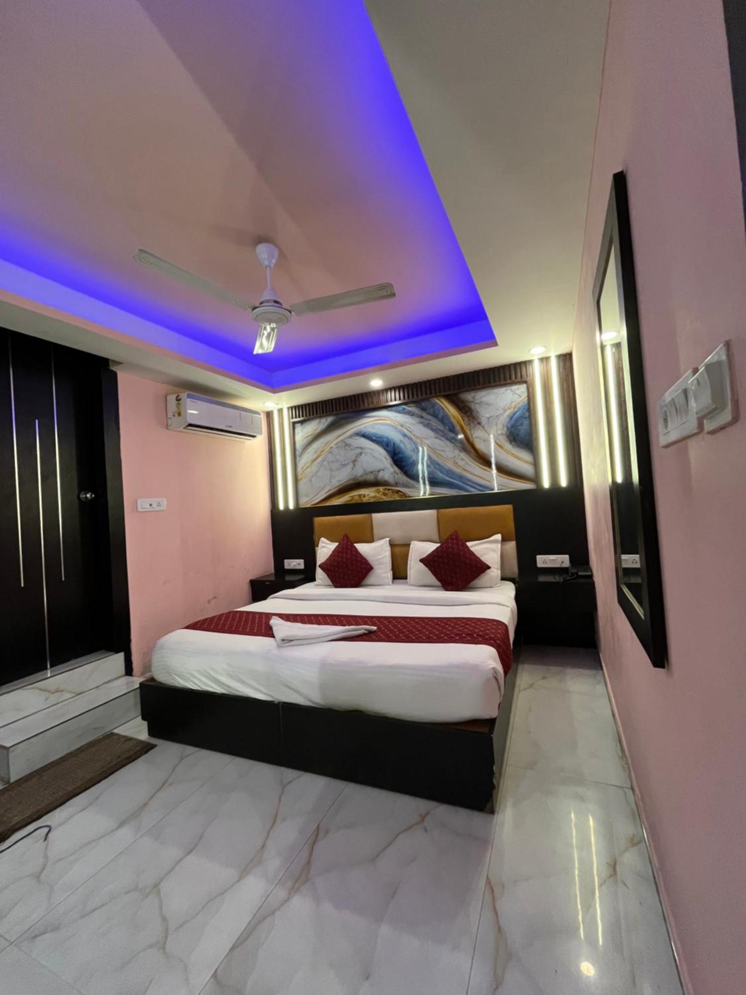 Jupiter Plaza Delhi Airport Hotel นิวเดลี ภายนอก รูปภาพ